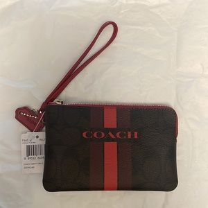 COACH Corner Zip Wristlet NWT